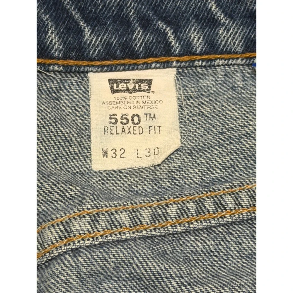 Vintage Levis 550 Relaxed Fit Tapered Leg Blue Jeans Mens 32x30 1998 Mexico